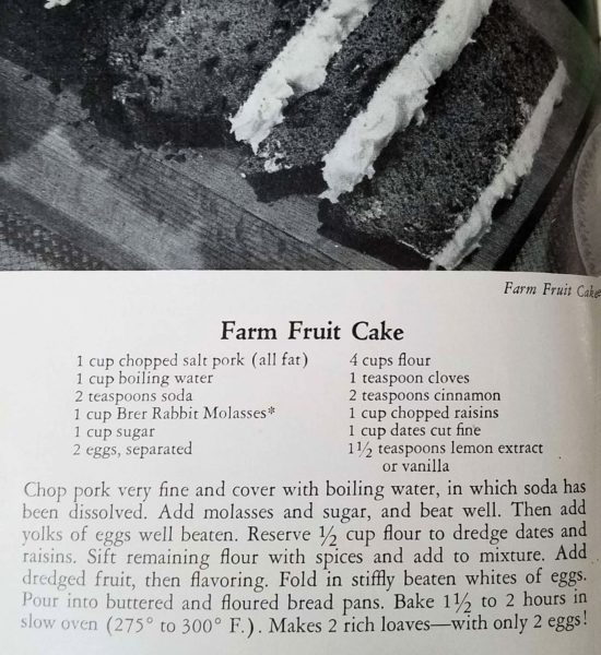 page from the Brer Rabbit Modern Recipes for the Modern Cook showing a recipe for Farm Fruit Cake.
